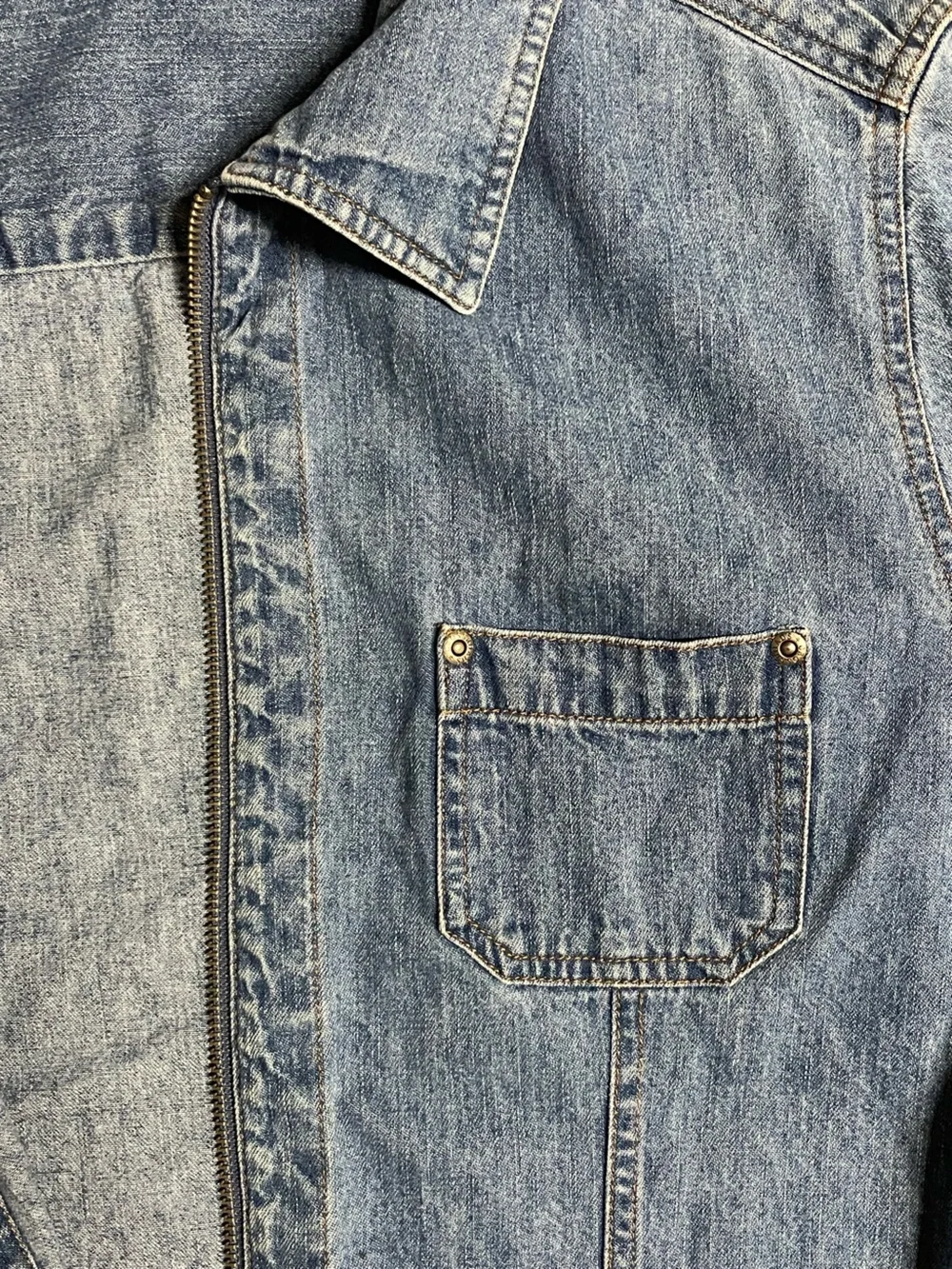 Vintage Short-Sleeve Denim Zip Front Shirt - Blue